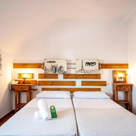 Hotell Dona Matilde 2*