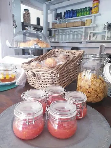 Dona Matilde 2* 에스테포나